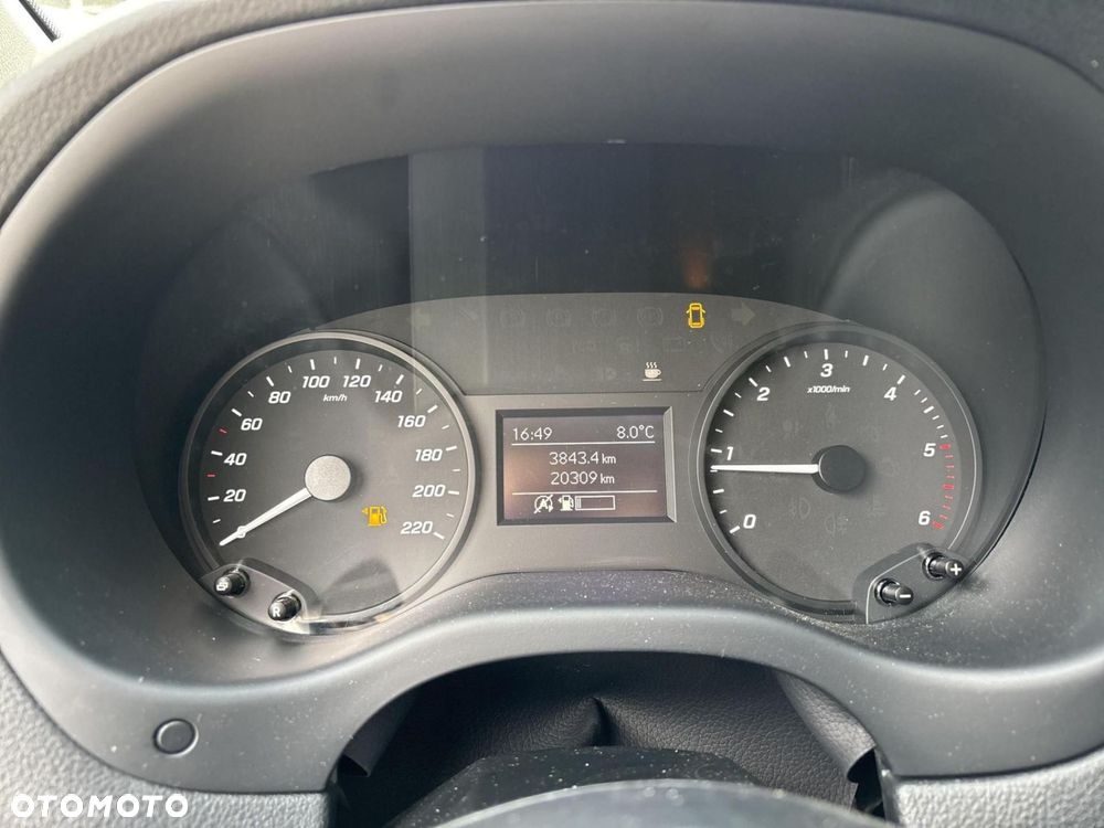 Mercedes-Benz Vito - 11