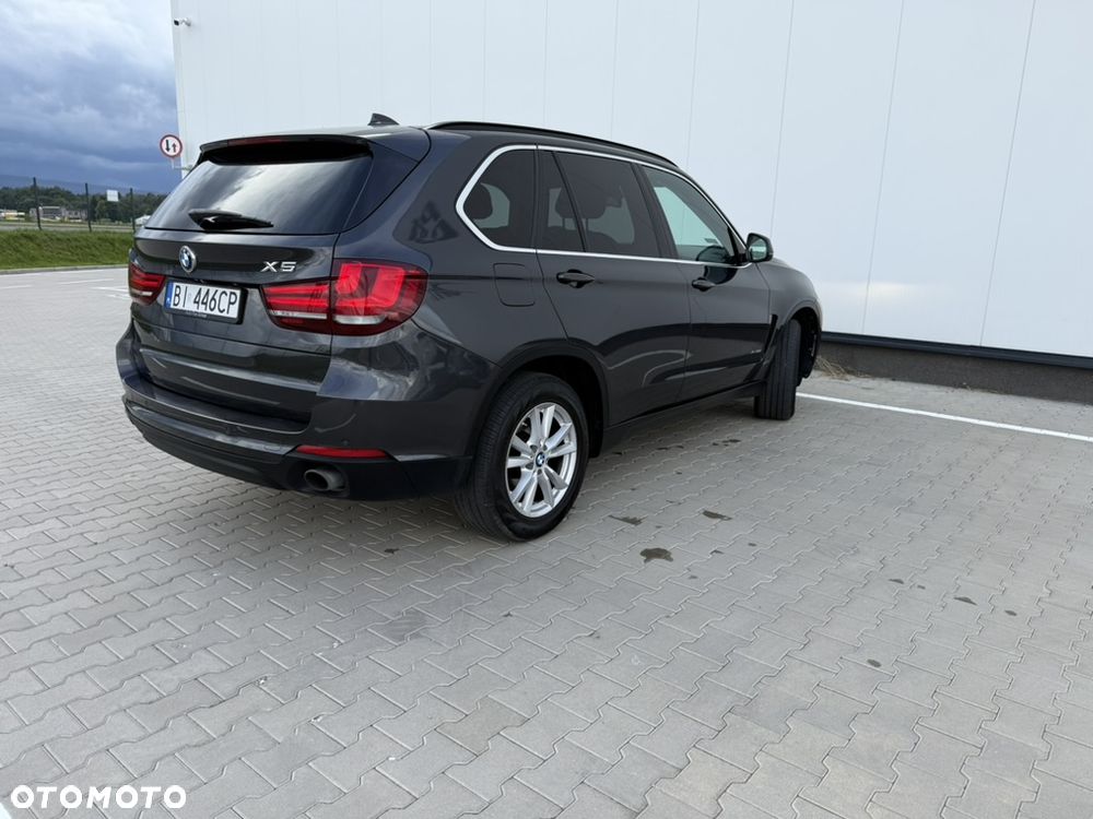 BMW X5 xDrive35i - 10