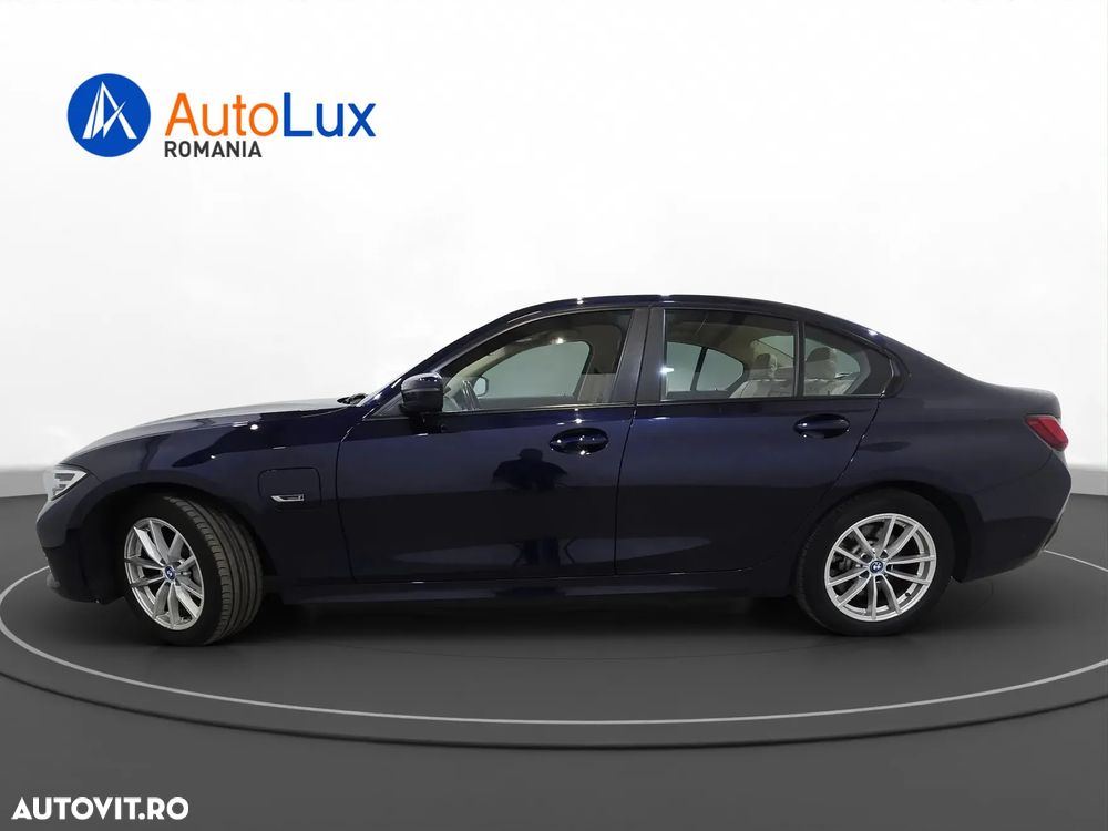 BMW Seria 3 330e AT PHEV - 2