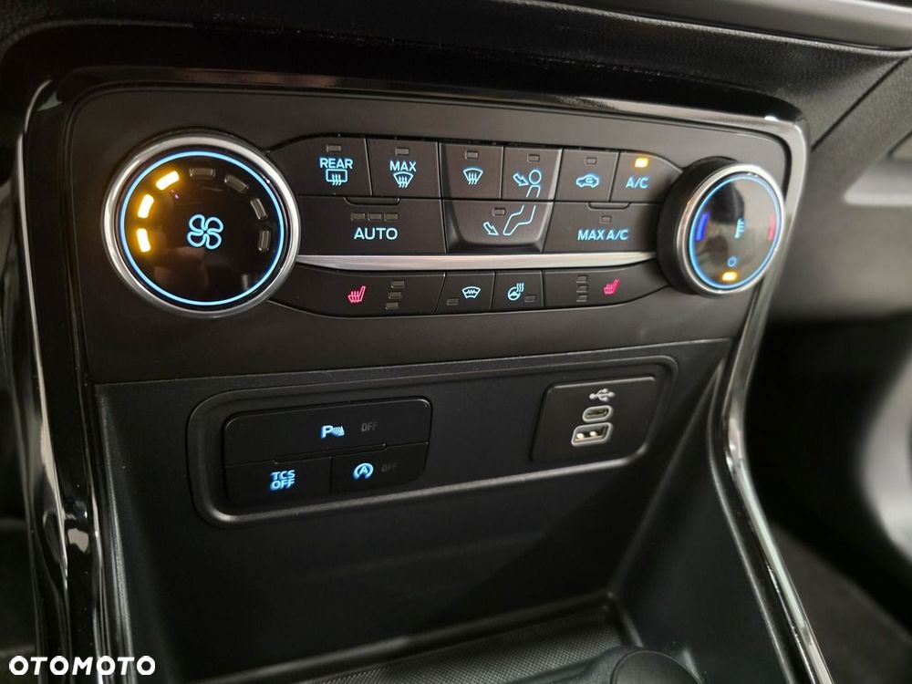 Ford EcoSport 1.0 EcoBoost TITANIUM X - 26