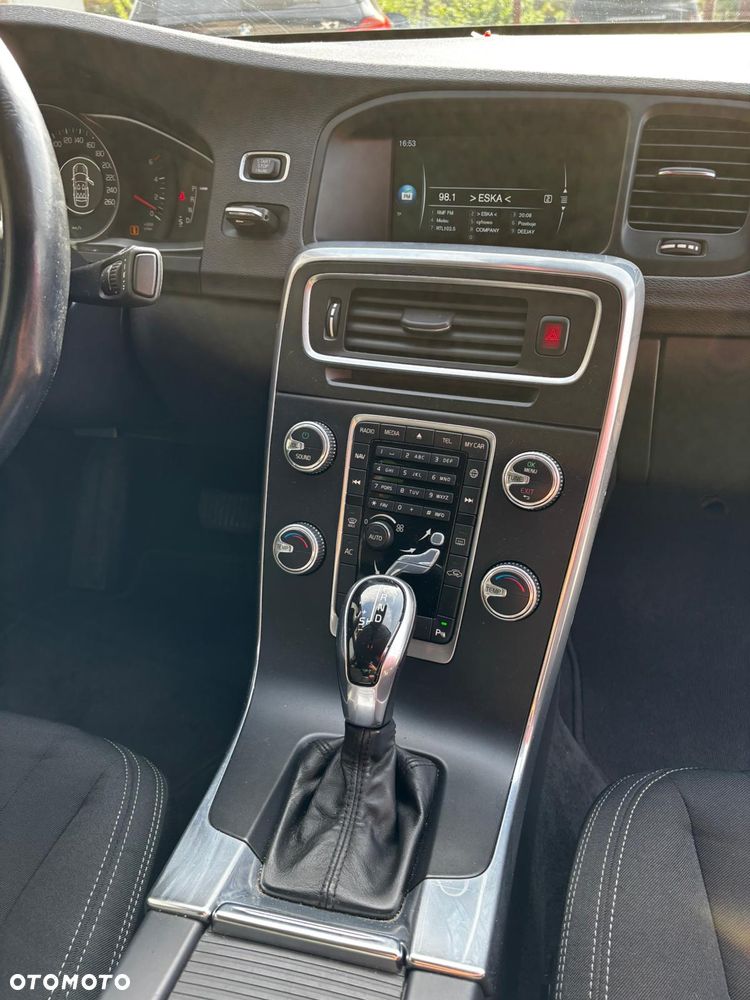 Volvo S60 D3 Kinetic - 8