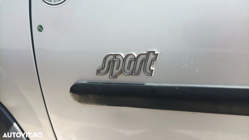 Opel Corsa 1.2 16V Sport - 8