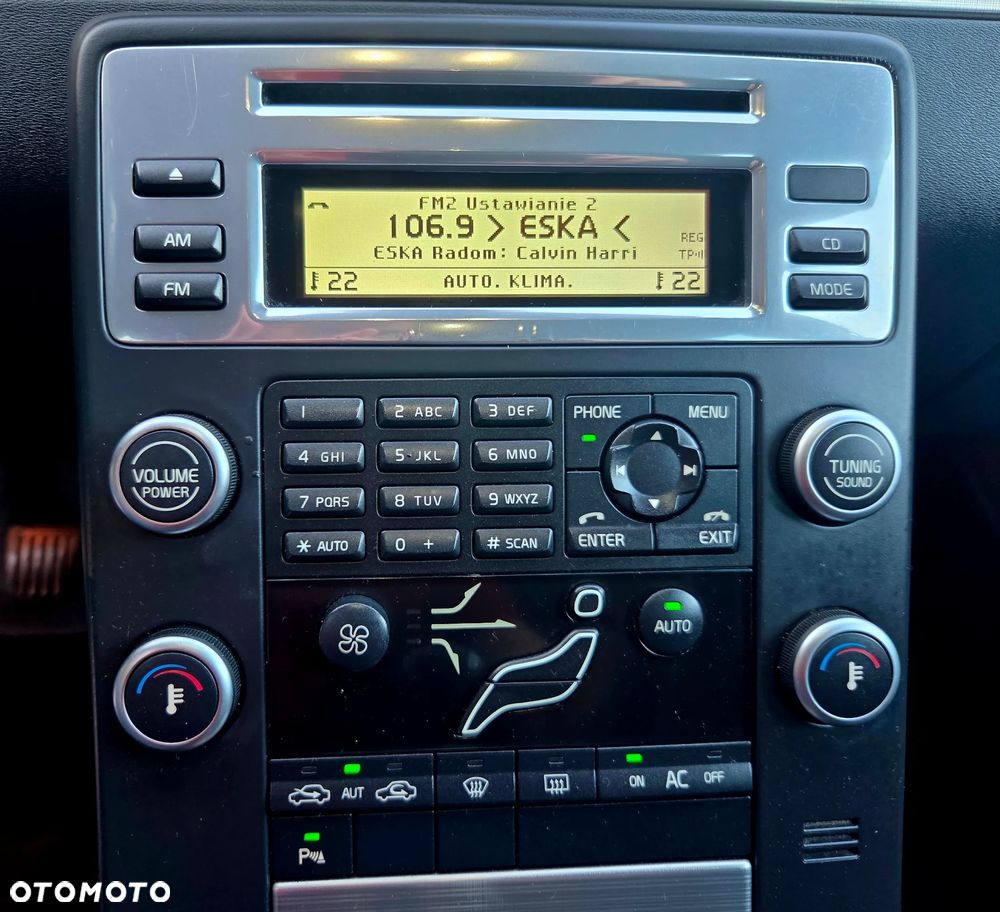 Volvo V70 D4 Momentum - 11