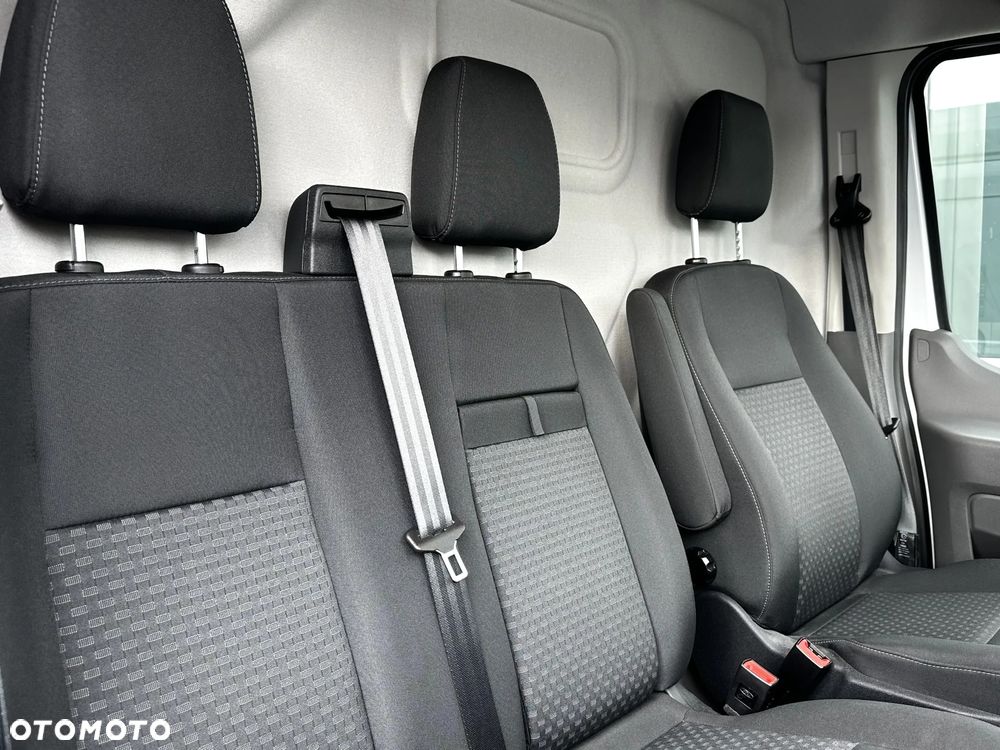 Ford Transit - 14