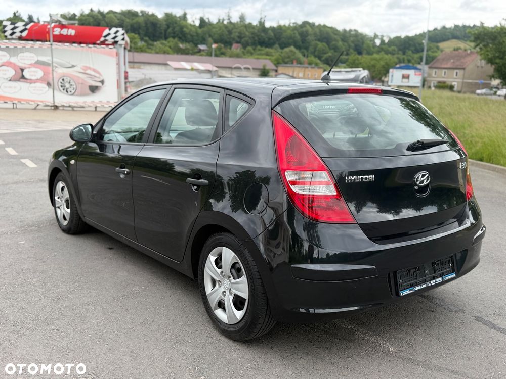 Hyundai i30 1.4 Blue Comfort - 15