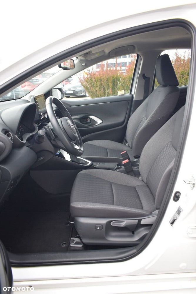 Toyota Yaris 1.5 Comfort CVT - 9