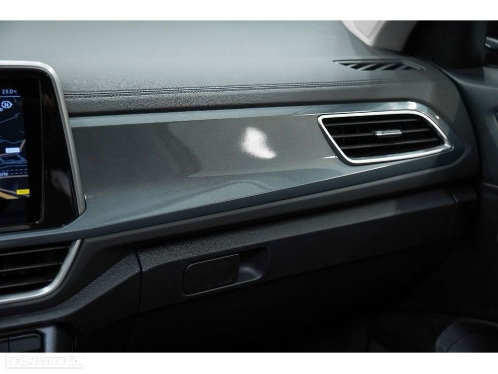 VW T-Roc 1.5 TSI Style DSG - 32