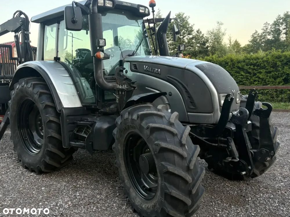 Valtra N142 - 1