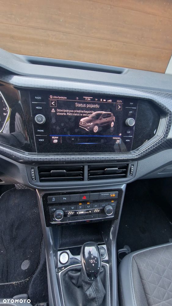 Volkswagen T-Cross - 16