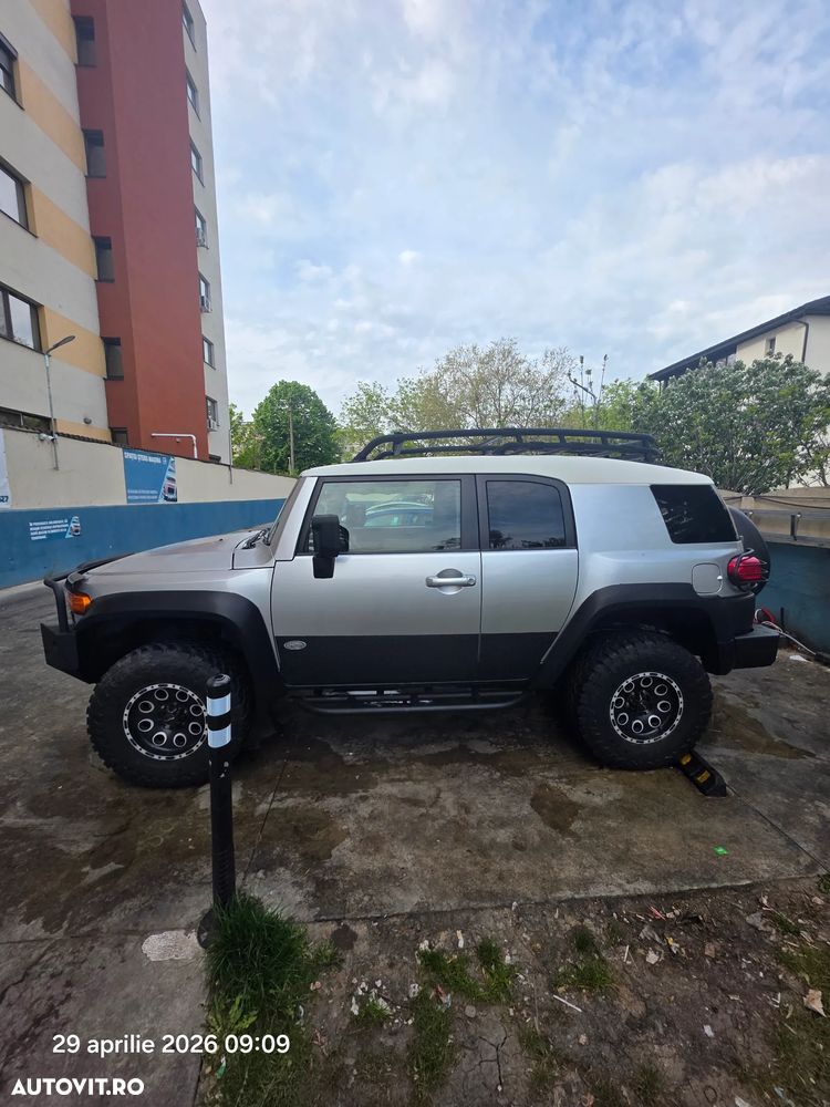 Toyota FJ - 6