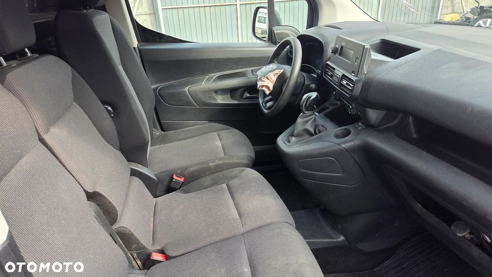 Toyota Proace city - 12