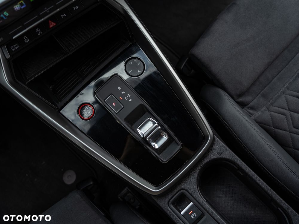 Audi RS3 Sportback - 18