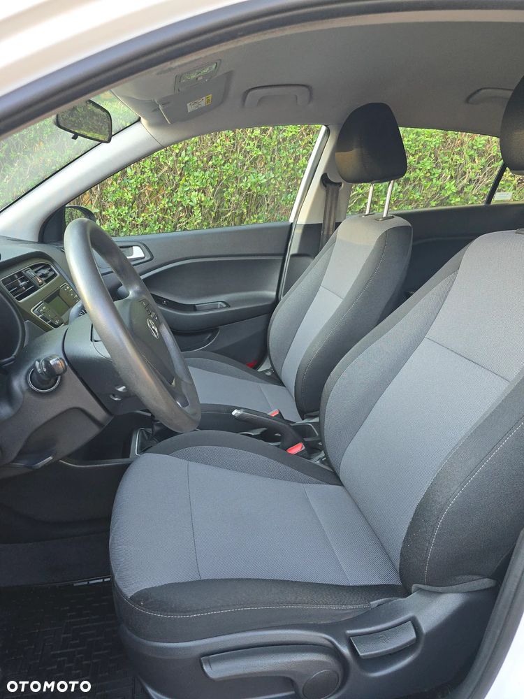Hyundai i20 - 7