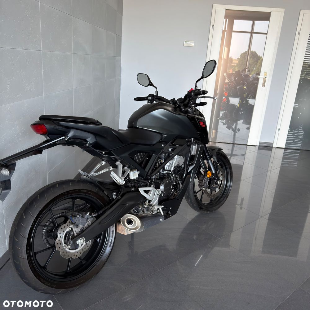 Honda CBF - 3