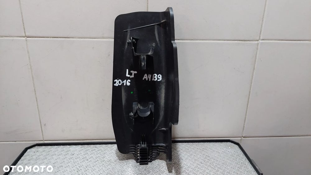 OSŁONA WAHACZA LEWA TYŁ AUDI A4 B9 KOMBI R2016 NR 8W0505415D - 1