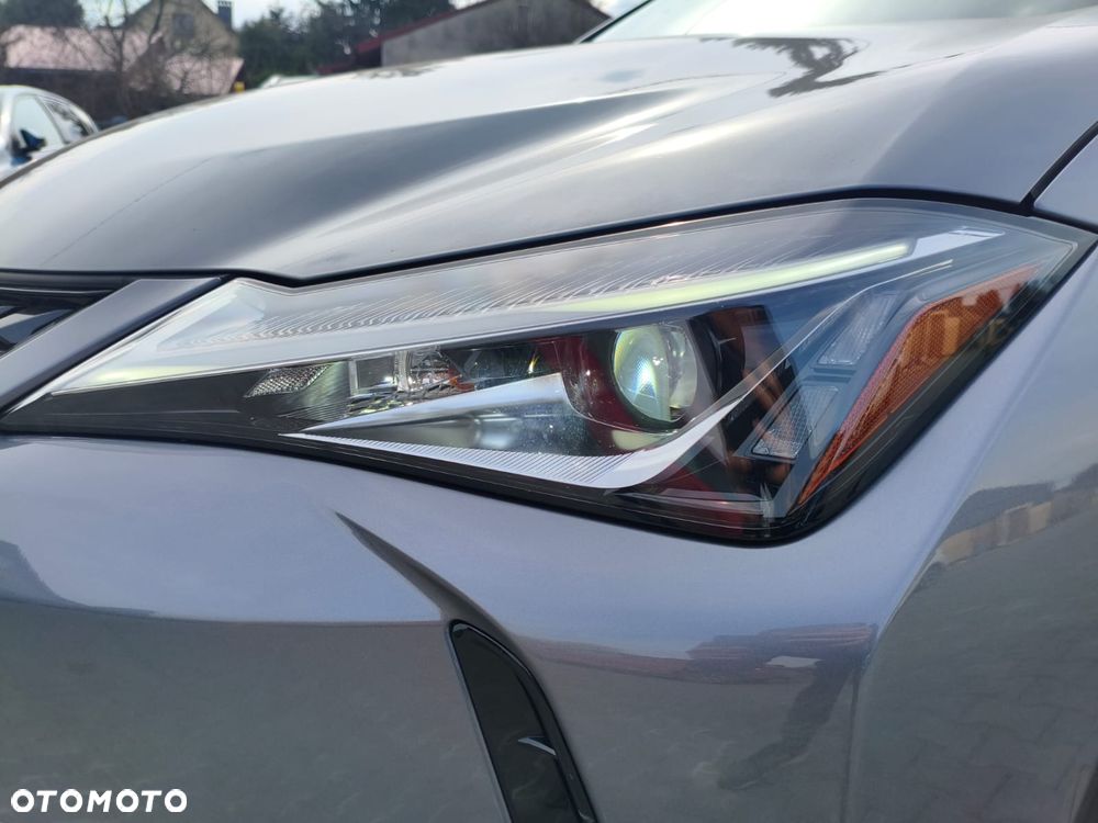 Lexus UX 250h GPF Business AWD - 9