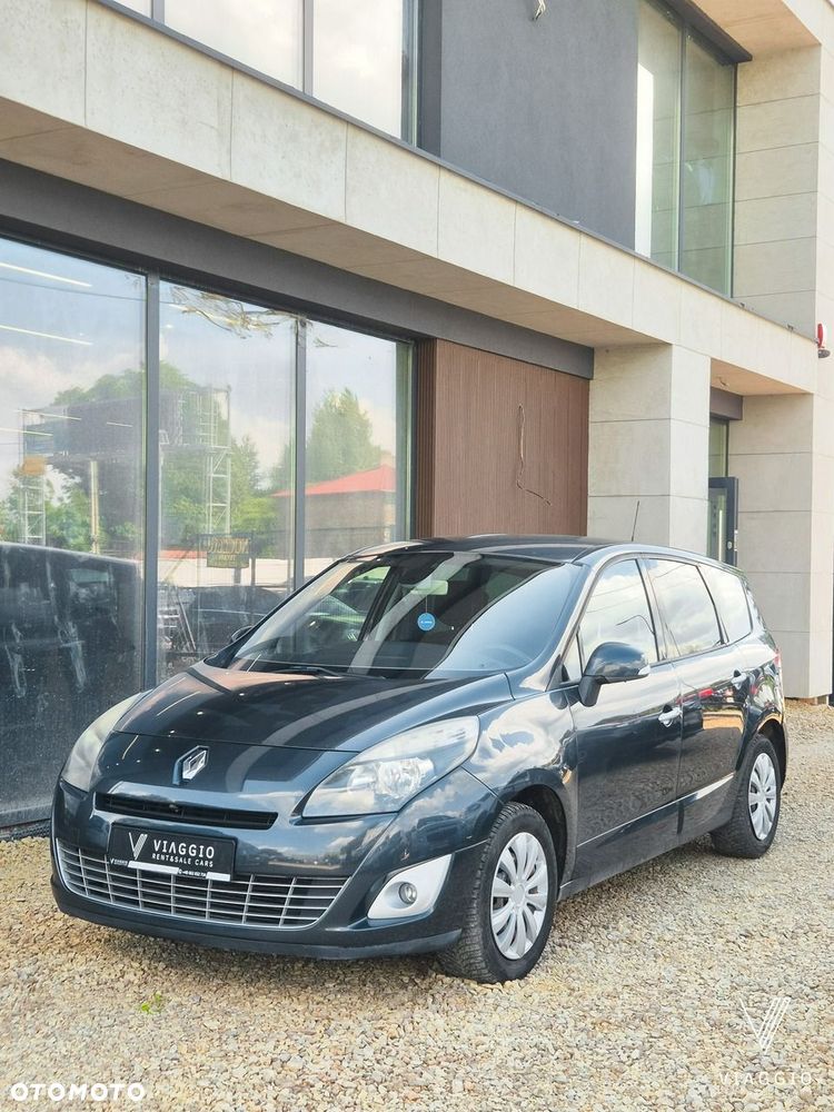 Renault Grand Scenic - 40