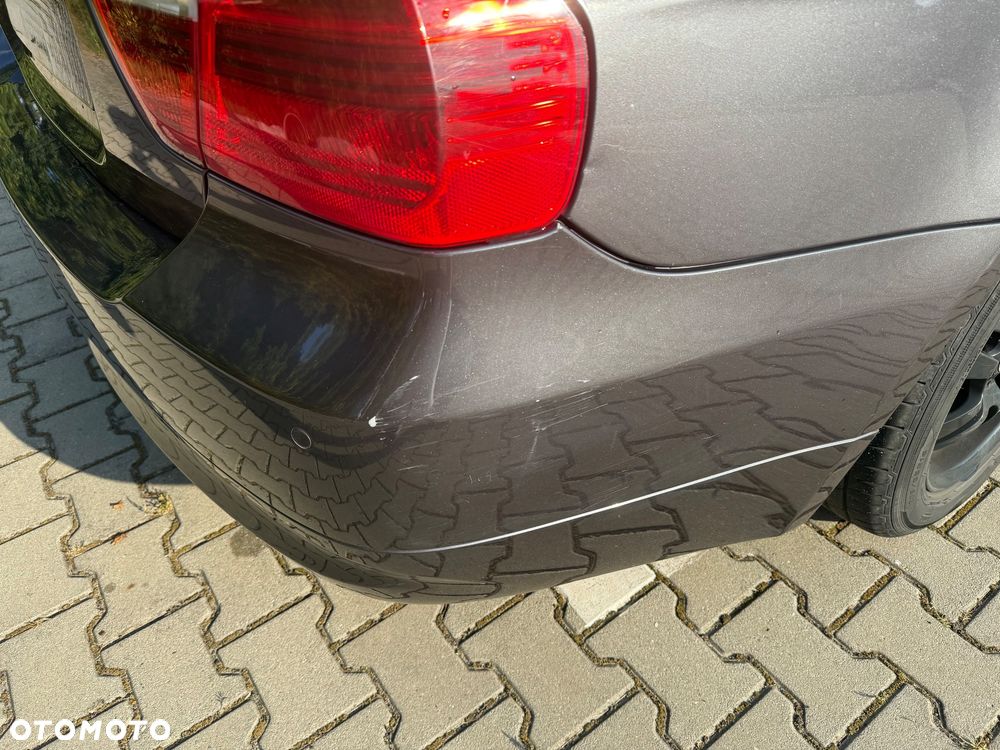 BMW Seria 3 320i - 6