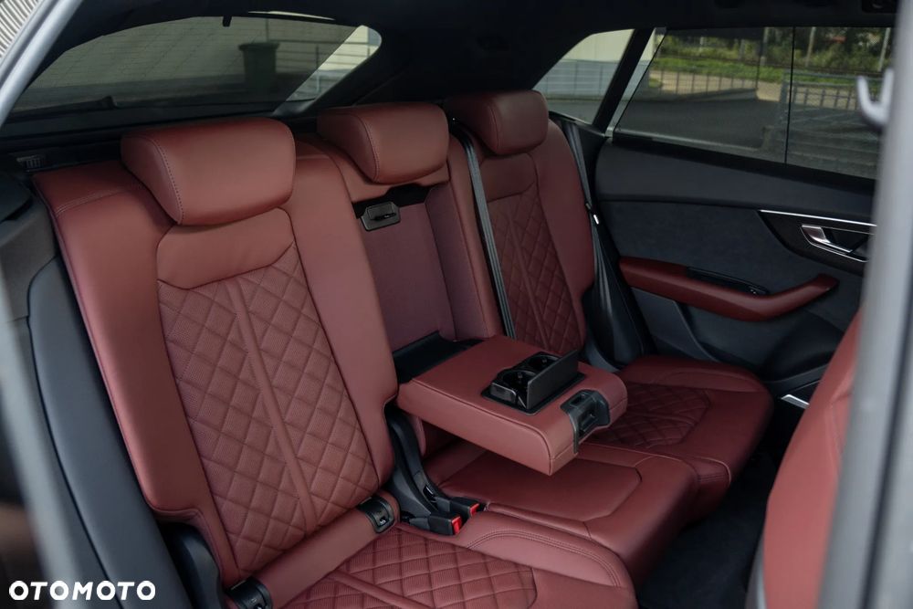Audi SQ8 - 24