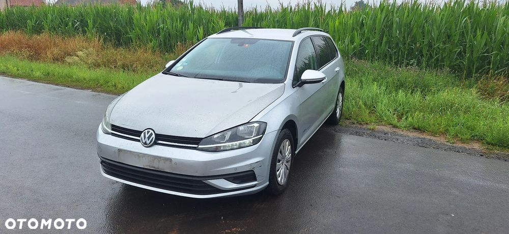Volkswagen Golf - 15