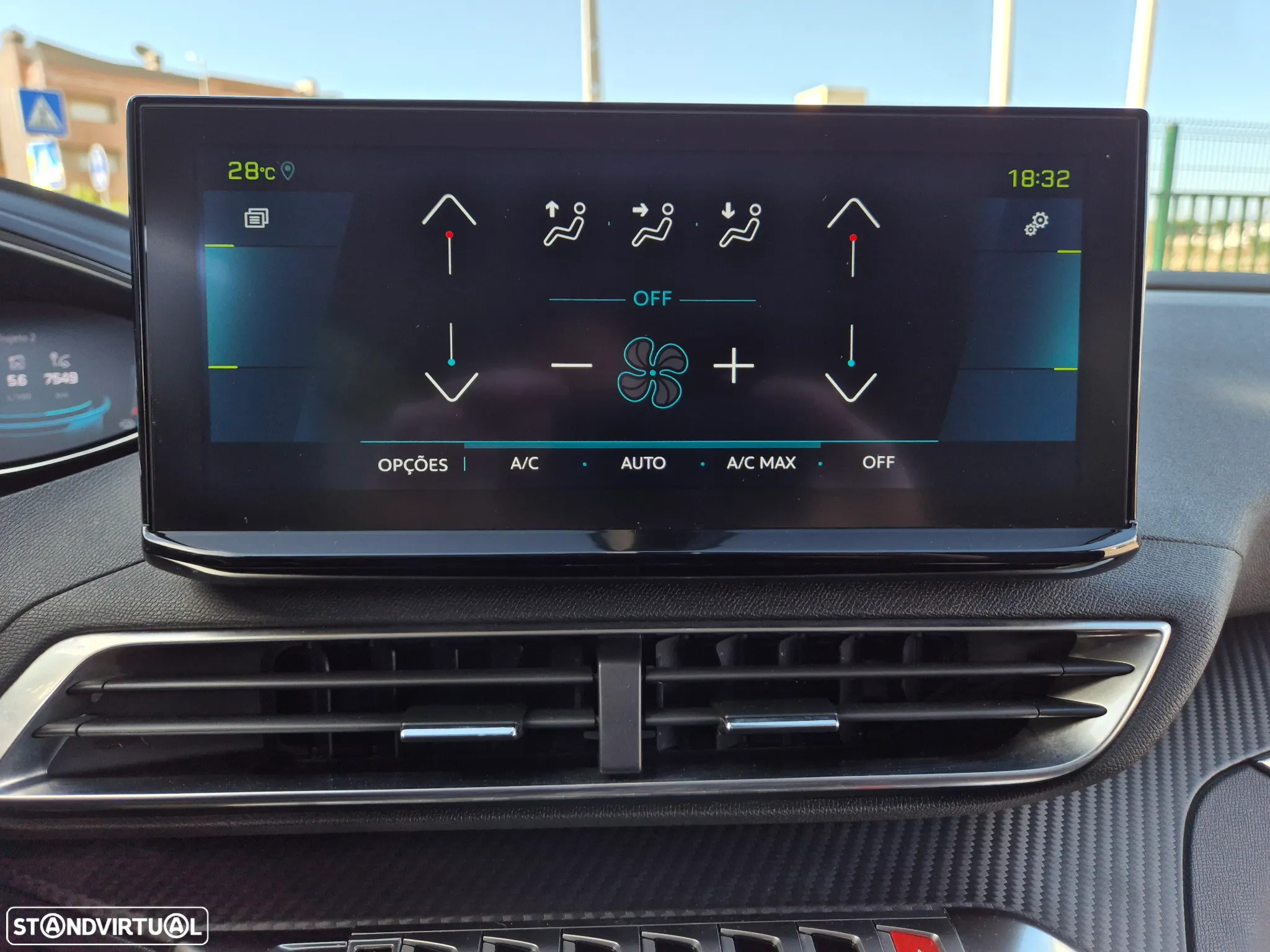 Peugeot 3008 1.6 Hybrid Allure Pack e-EAT8 - 41