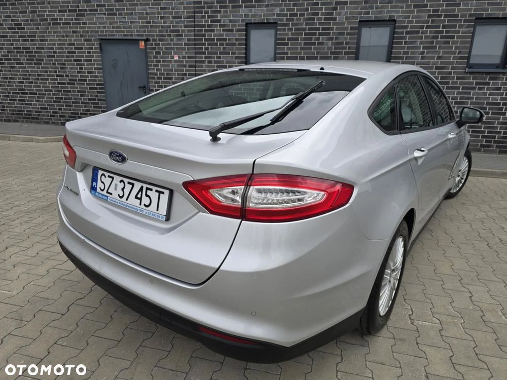 Ford Mondeo 2.0 TDCi Ambiente - 13