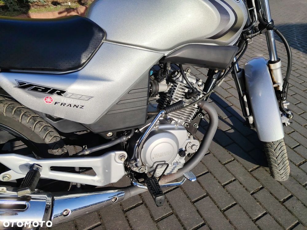 Yamaha YBR - 4