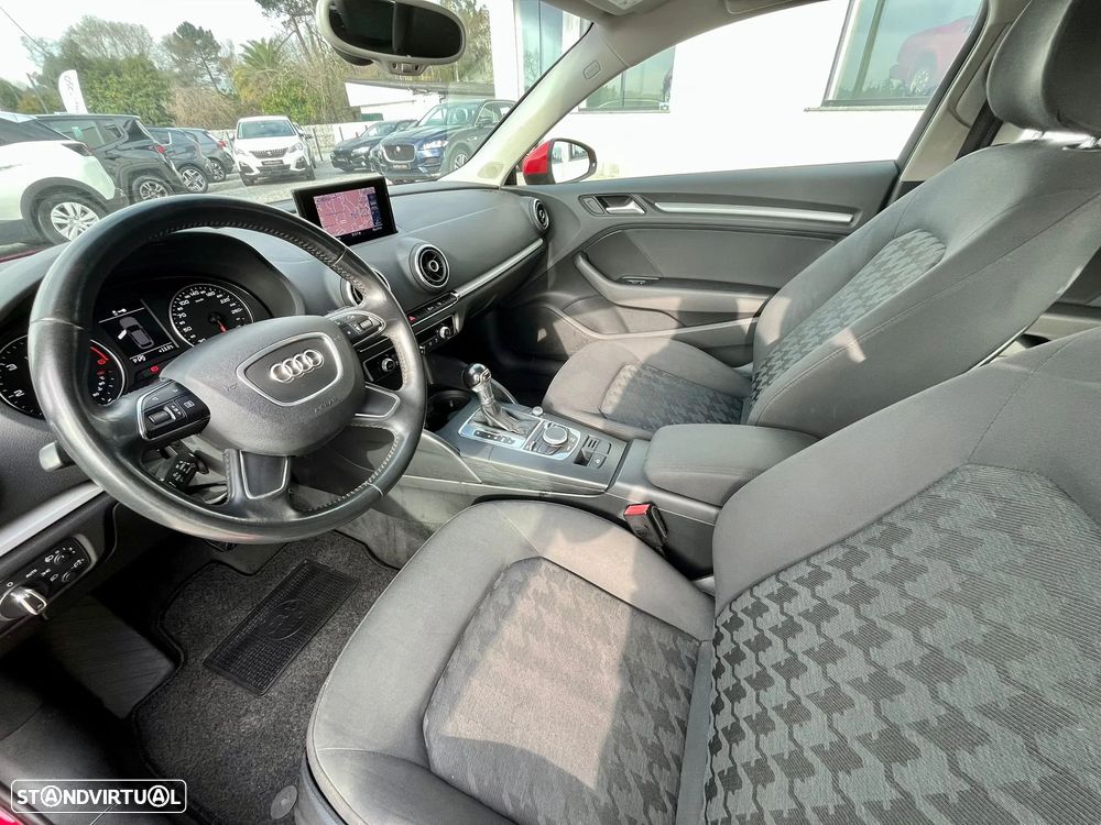 Audi A3 1.6 TDI Attraction S tronic - 10