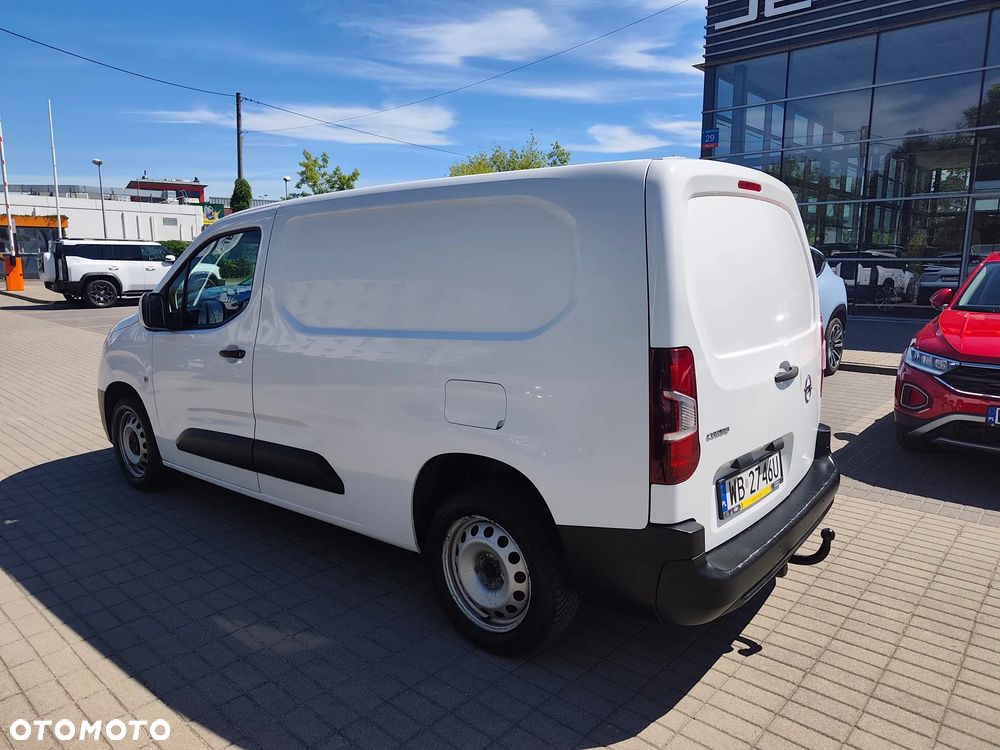 Opel COMBO - 8