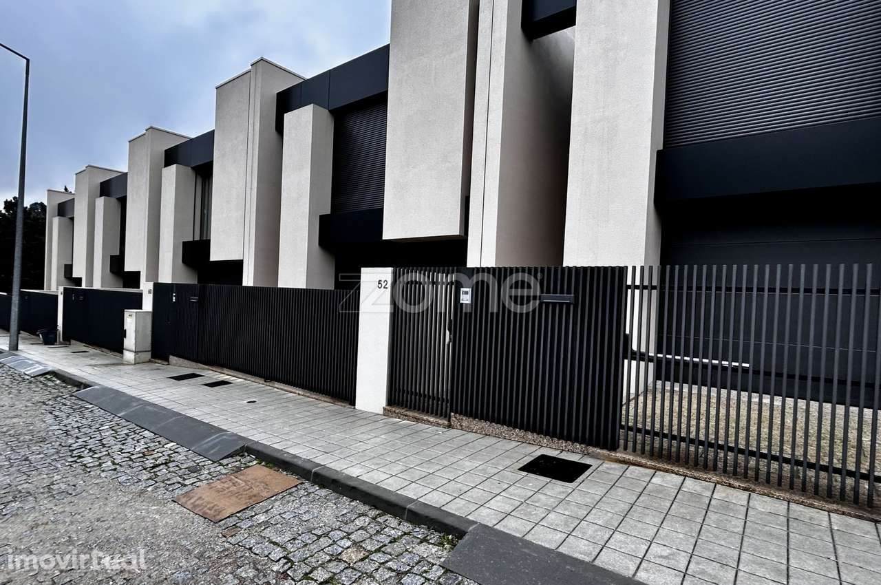 Moradia T3 com jardim em Gondomar - Grande imagem: 3/49