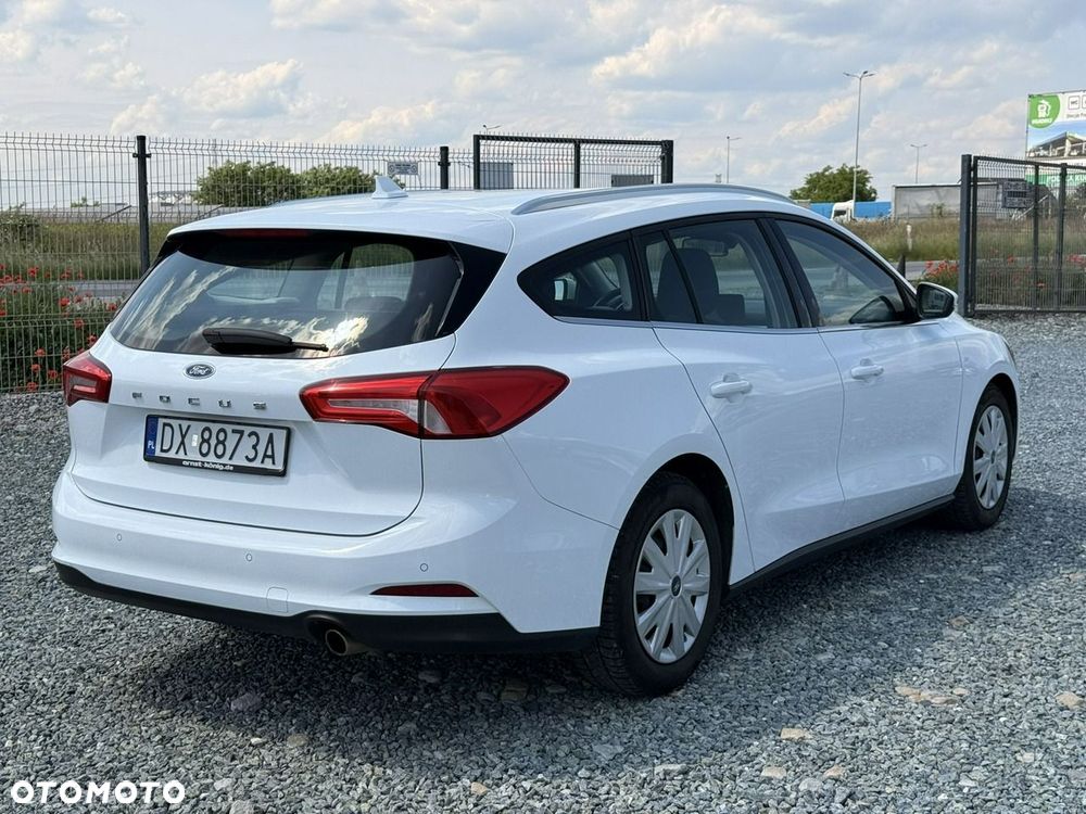 Ford Focus 1.5 EcoBlue Start-Stopp-System COOL&CONNECT - 9
