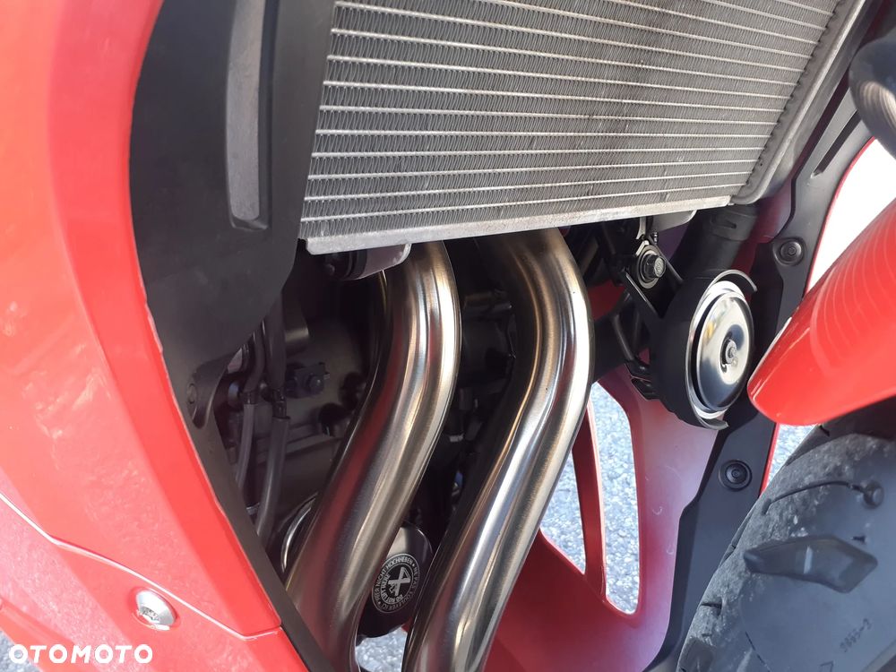 Honda CBR - 18