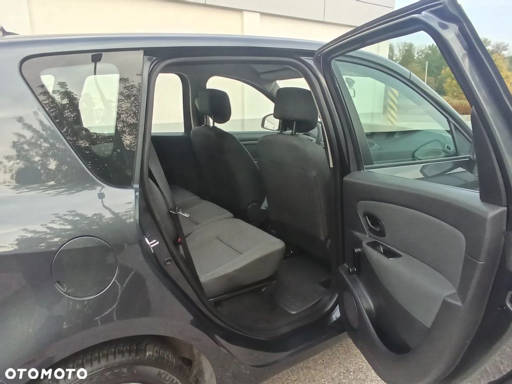 Renault Scenic 2011