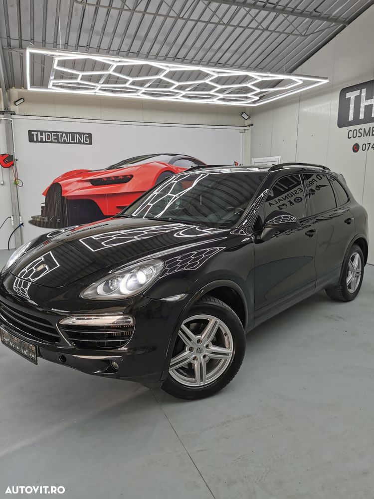 Porsche Cayenne - 14