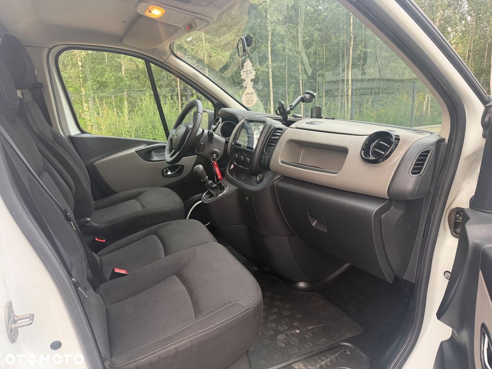 Renault Trafic - 10