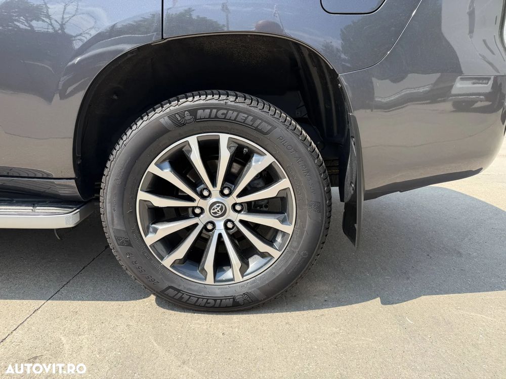 Toyota Land Cruiser 2.8 D-4D Automatik TEC-Edition - 10