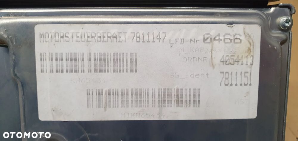 Komputer sterownik silnika BMW 3 E90 3.0D 7811151 0281015130 - 5