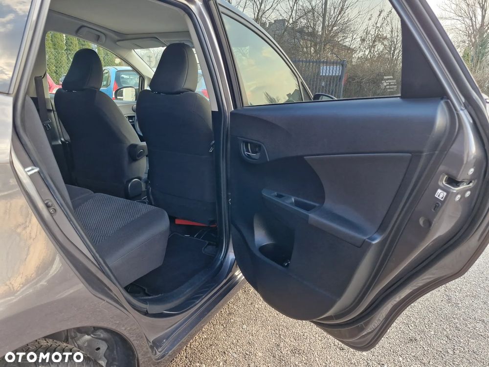 Toyota Verso S 1.33 Premium - 17