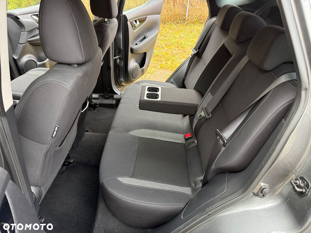 Nissan Qashqai - 14