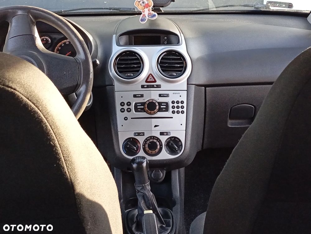 Opel Corsa - 9