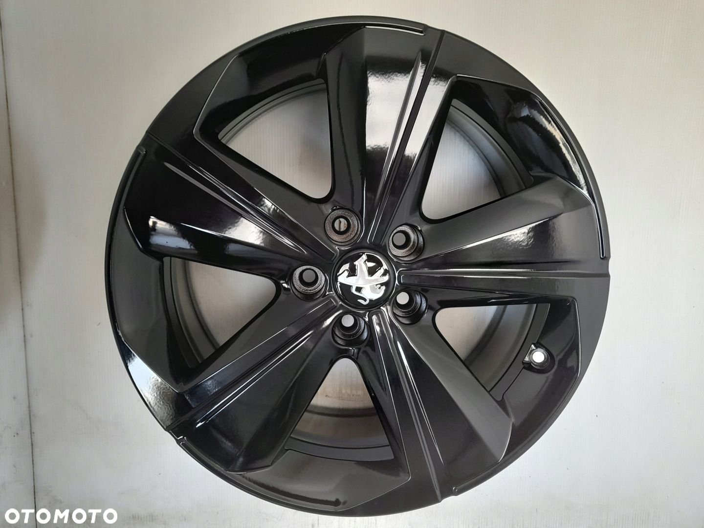 Felgi aluminiowe Peugeot Citroen 9847065380 7.5" x 17" 5x108 ET44 - 4