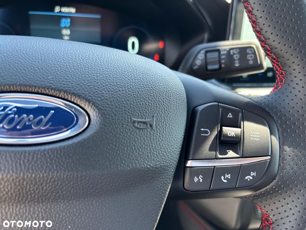 Ford Focus - 23