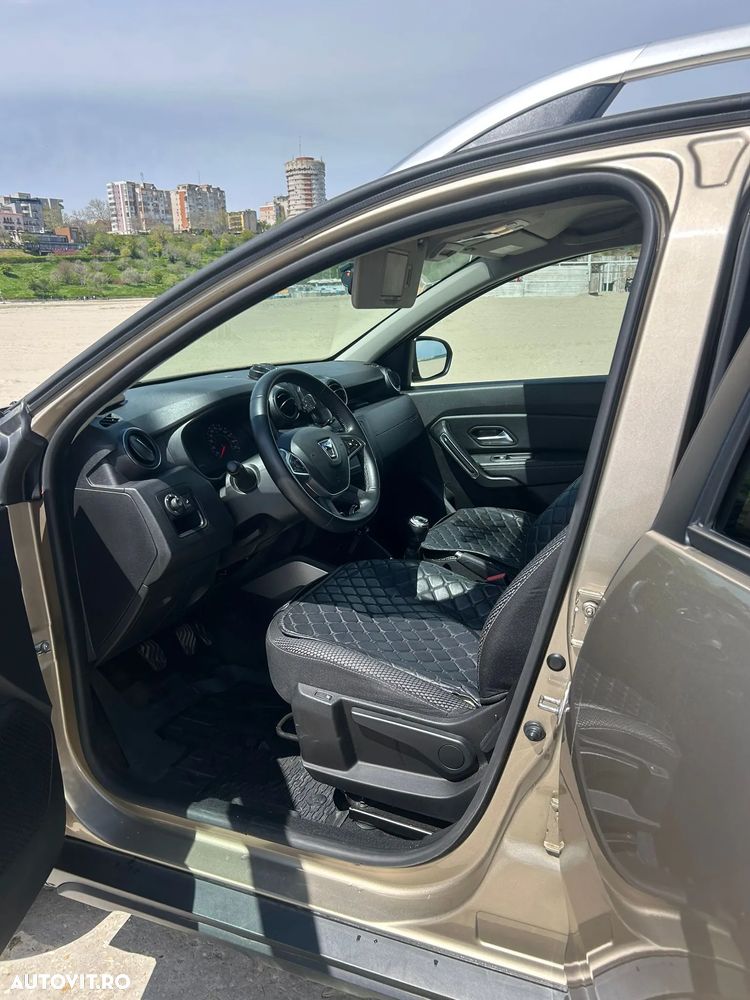 Dacia Duster 1.5 Blue dCi 4WD Prestige jante 17" - 5