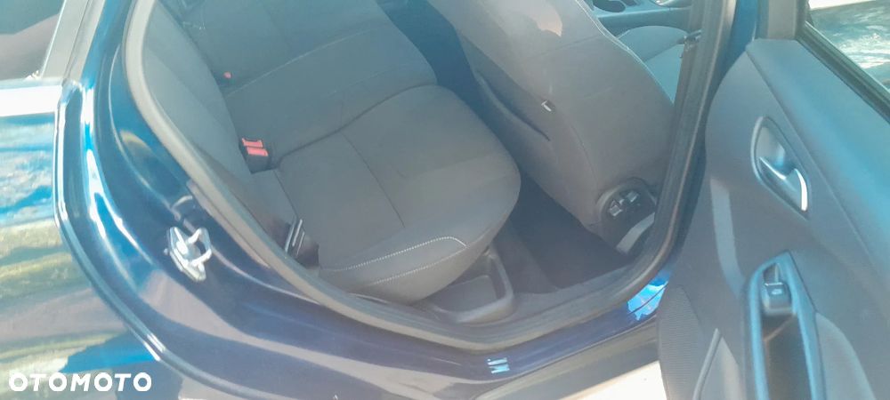 Ford Focus 1.6 TDCi DPF Start-Stopp-System Titanium - 11