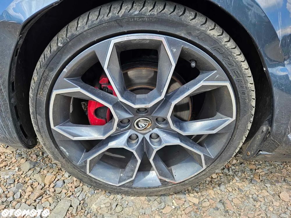 Skoda Octavia 2.0 TDI 4x4 DSG RS - 24