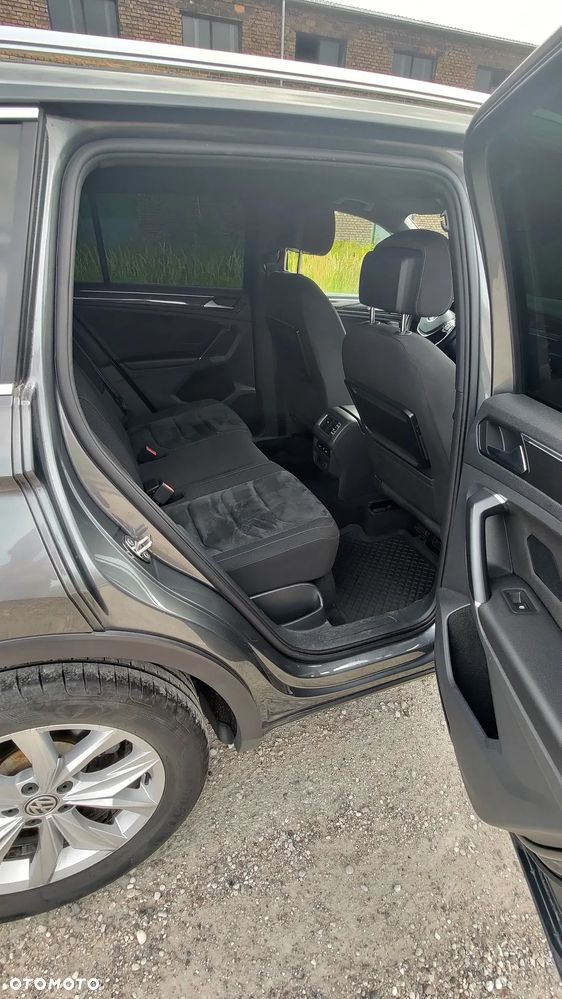 Volkswagen Tiguan 2.0 TDI SCR 4MotION DSG R-Line - 7