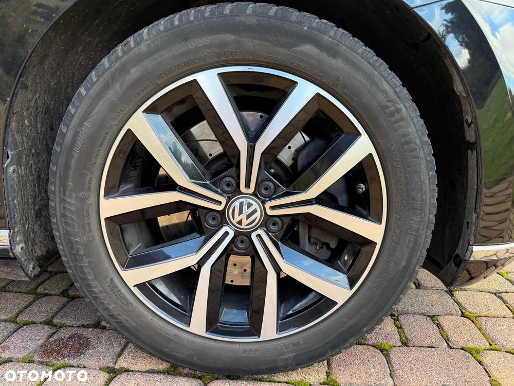 Volkswagen Passat - 19