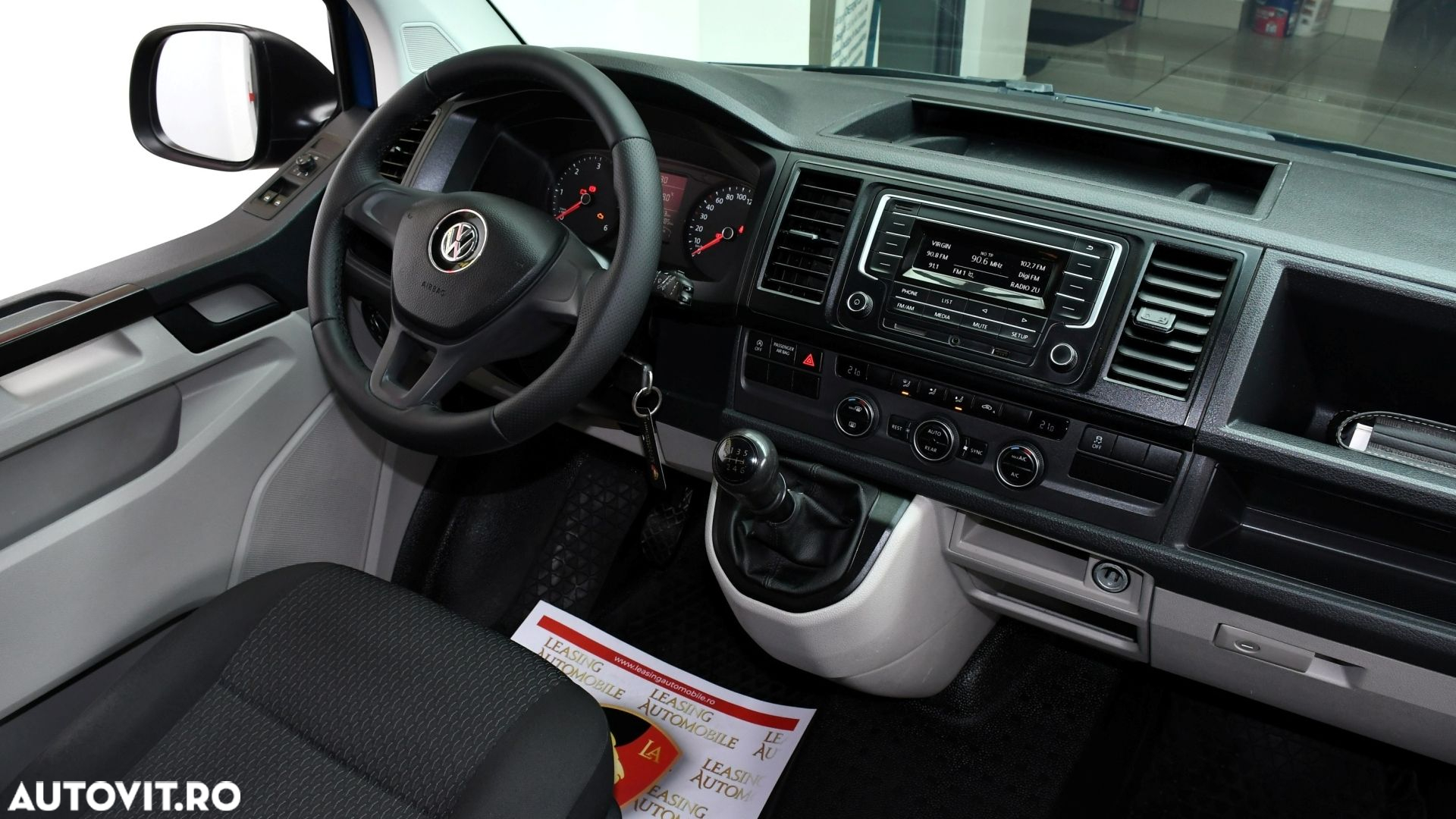 Volkswagen Caravelle T6 2.0 TDI KR Comfortline - 8