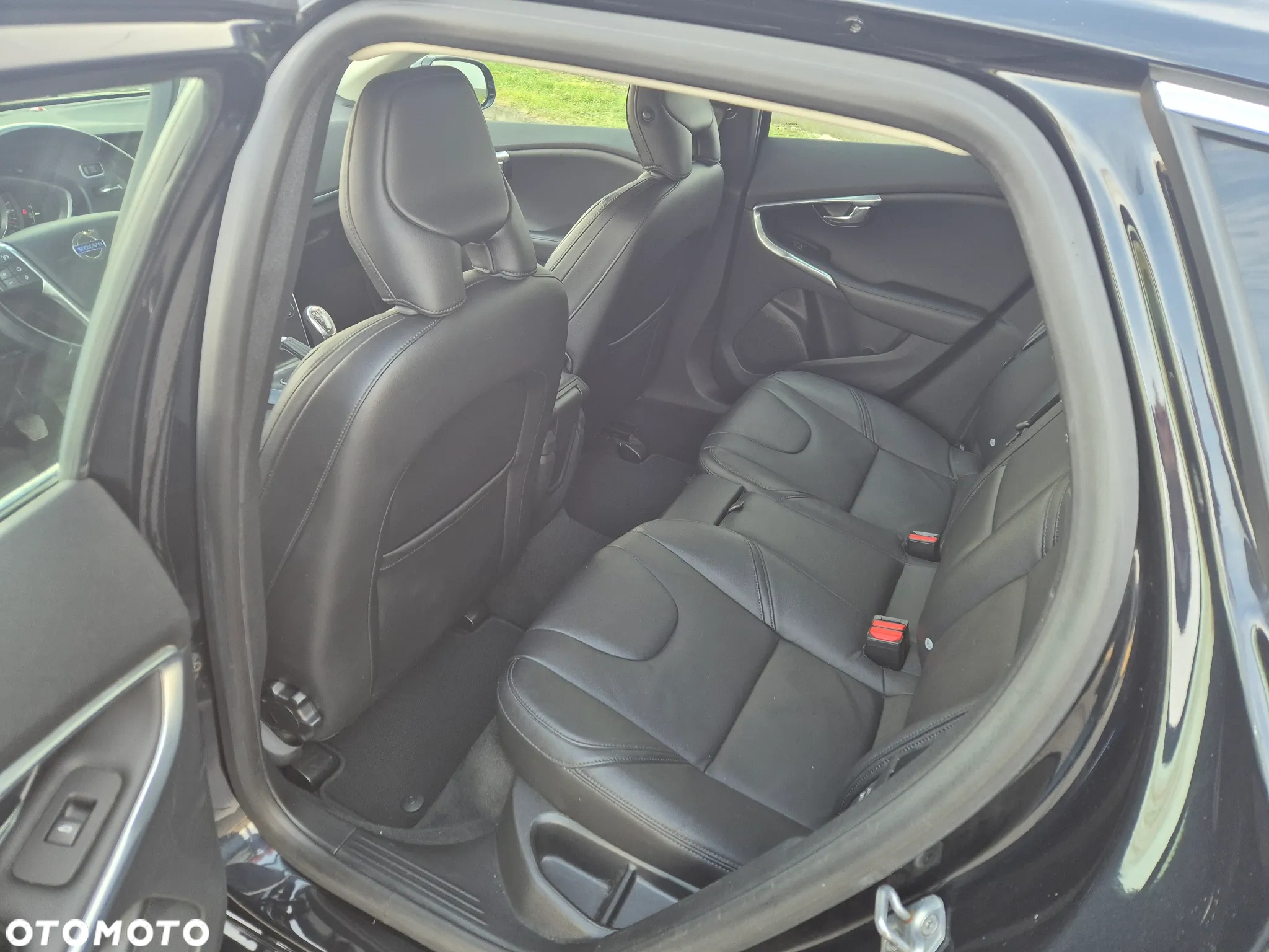 Volvo V40 T3 Kinetic - 11