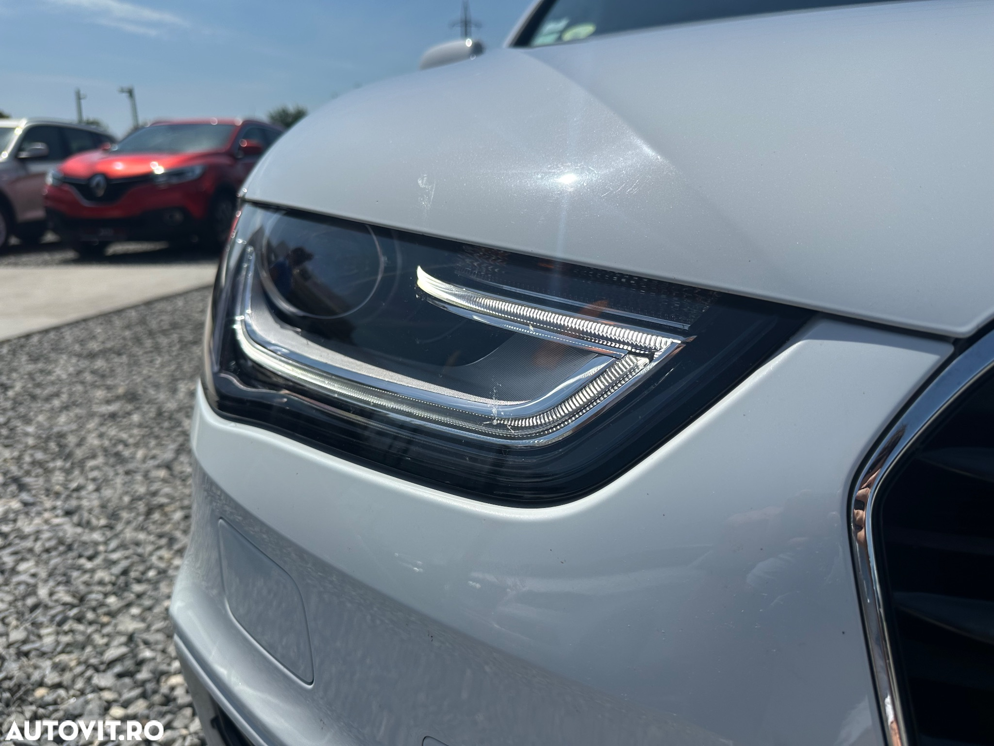 Audi A4 Avant 2.0 TDI DPF clean diesel multitronic Ambition - 9